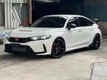 2023 Honda Civic 2.0 Type R Hatchback GRADE 5A SHOWROOM UNIT WITH 7K KM MILEAGE ONLY COMES WITH WARRANTY SMART GOLD PACKAGE
