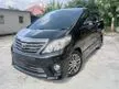 Used 2013 Toyota Alphard 2.4 TYPE GOLD PACKAGE POWER BOOT/ 2 POWER DOOR