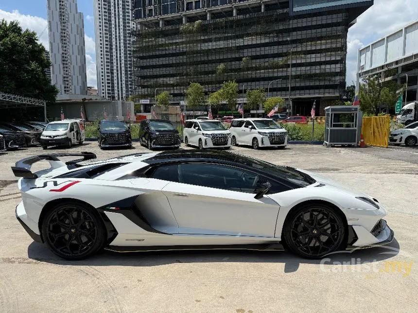 2019 Lamborghini Aventador SVJ Coupe