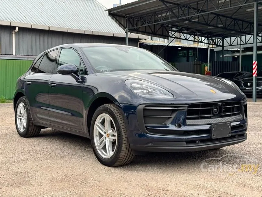 2023 Porsche Macan SUV