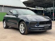 2023 Porsche Macan 2.0 4WD (JPN SPEC) [PANORAMIC ROOF/PDLS/BLK LEATHER SEAT/4CAM/SPORT CHRONO/KEYLESS START/POWER BOOT]