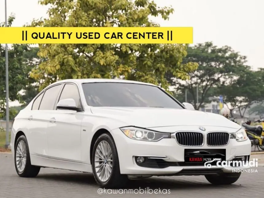 2015 BMW 320i Luxury Sedan