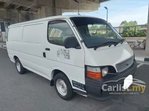 2005 Toyota Hiace 3.0 Panel Van Van