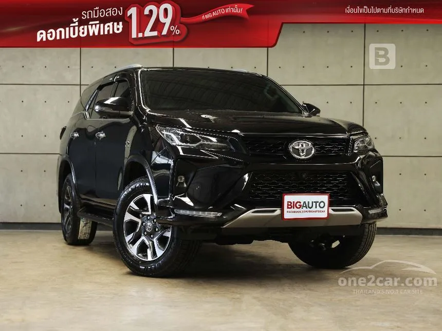 2023 Toyota FORTUNER Leader V SUV