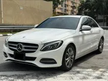 2016 Mercedes-Benz C200 2.0 Avantgarde Sedan / Blind Sport / Paddle Shift / Push Start / Credit Loan
