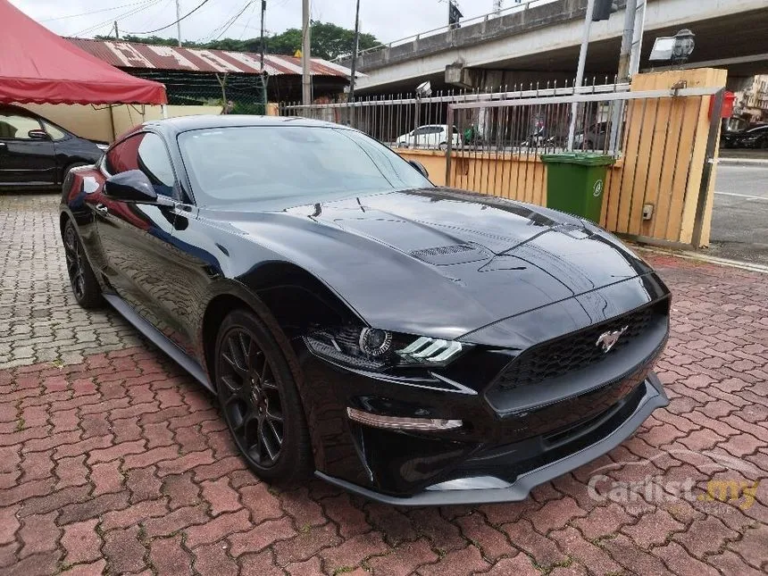  Reconocimiento Ford MUSTANG.  Coupé de alto rendimiento
