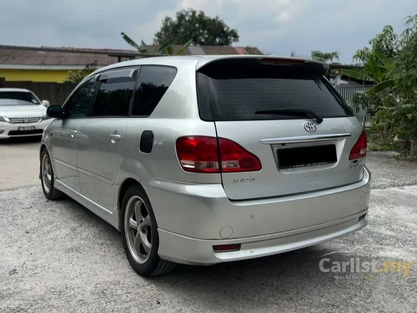 2002 Toyota Ipsum MPV