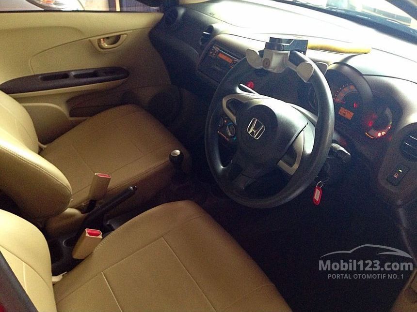 2013 Honda Brio Satya Compact Car City Car