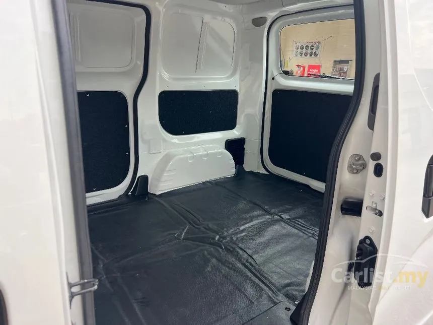 2013 Nissan NV200 Panel Van