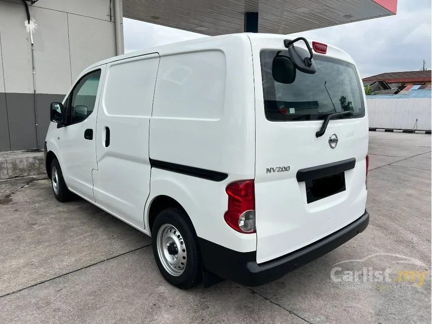 2013 Nissan NV200 Panel Van