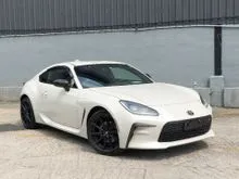 2022 Toyota GR86 2.4 RZ Coupe Red Interior / Blindspot monitoring