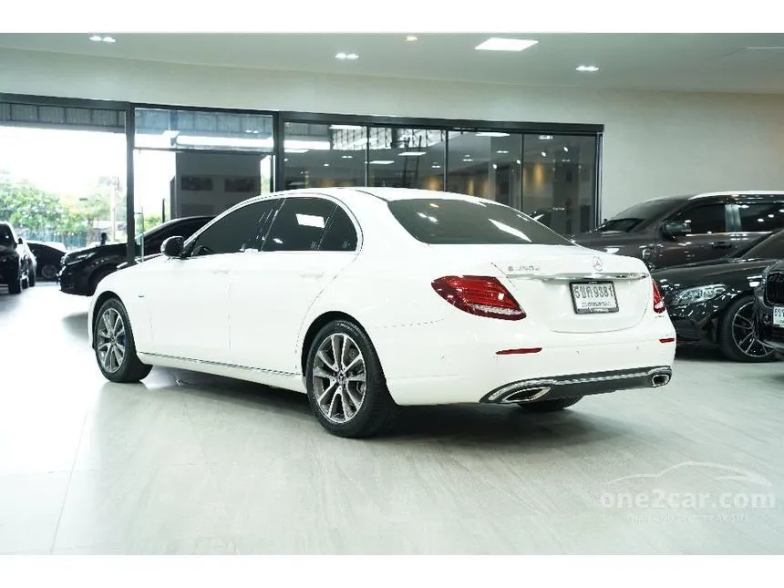 2019 Mercedes-Benz E350 e Avantgarde Sedan