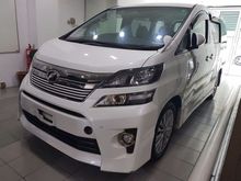 2013 Toyota Vellfire 2.4 Golden Eyes