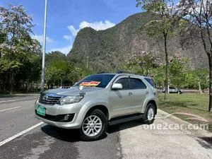 2012 Toyota FORTUNER 3.0 V SUV