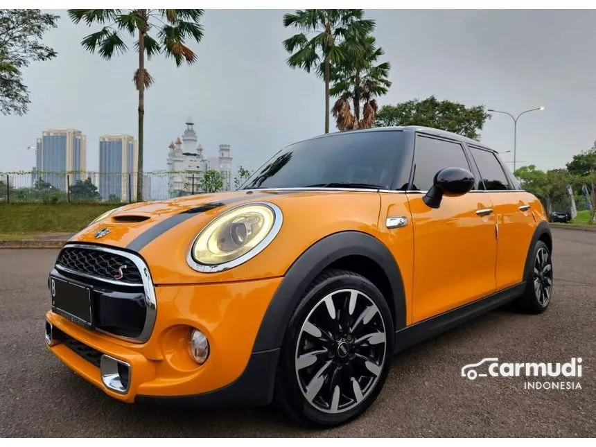 2015 MINI Cooper S Hatchback