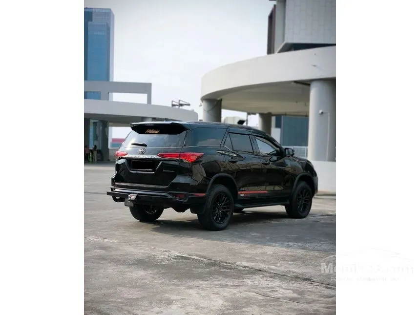2019 Toyota Fortuner VRZ TRD 4X2 SUV