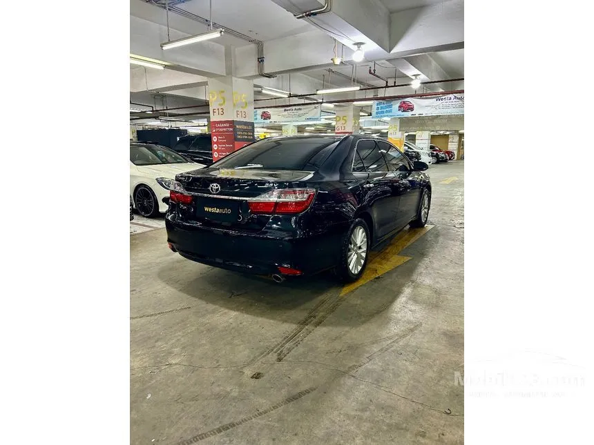 2017 Toyota Camry V Sedan