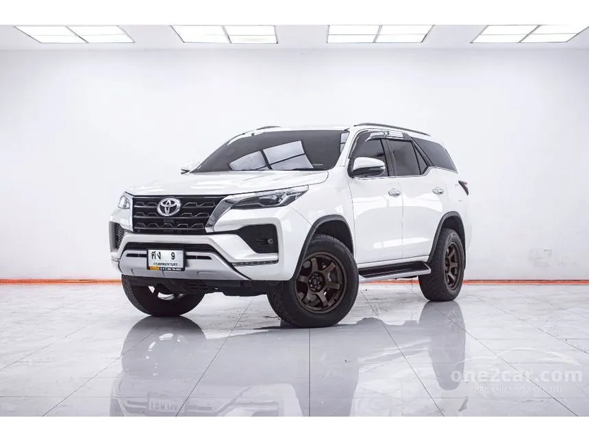 2021 Toyota FORTUNER V SUV