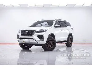 2021 Toyota FORTUNER 2.4 V SUV