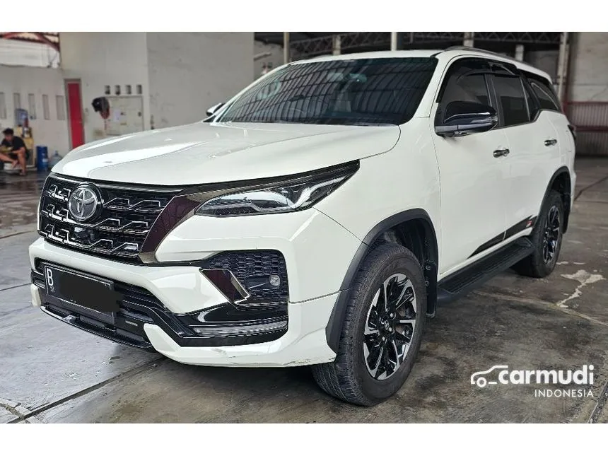 2022 Toyota Fortuner GR Sport 4X2 SUV