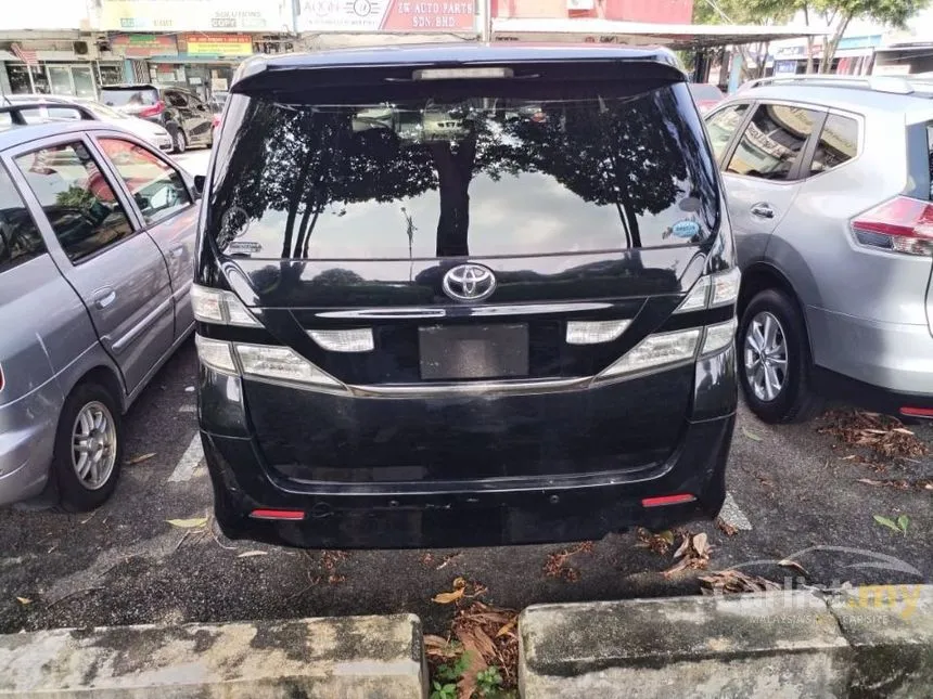 2011 Toyota Vellfire Z MPV