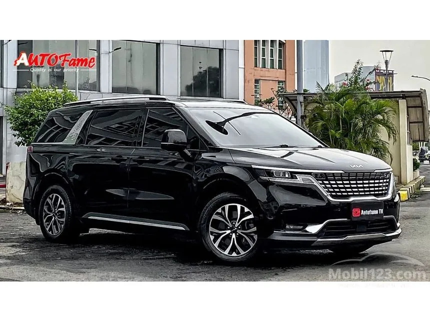 2022 KIA Grand Carnival Premiere 11 Seater MPV