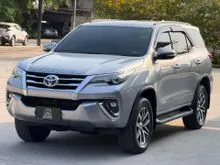 2017 Toyota FORTUNER 2.4 (ปี 15-25) V SUV