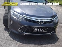 2015 Toyota Camry 2.5 Hybrid Sedan