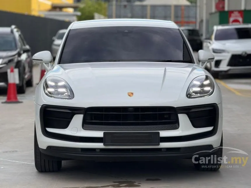 2023 Porsche Macan SUV