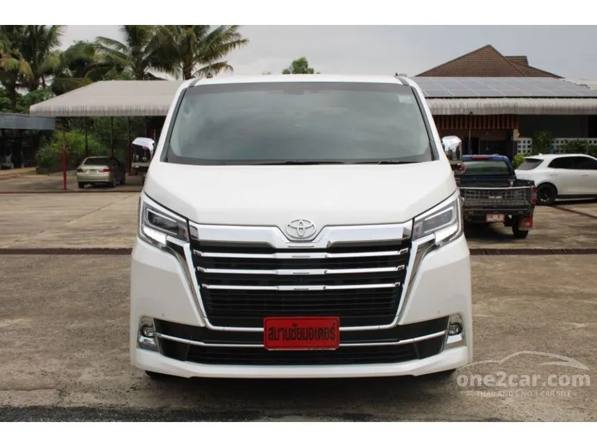 2020 Toyota Majesty Premium Van
