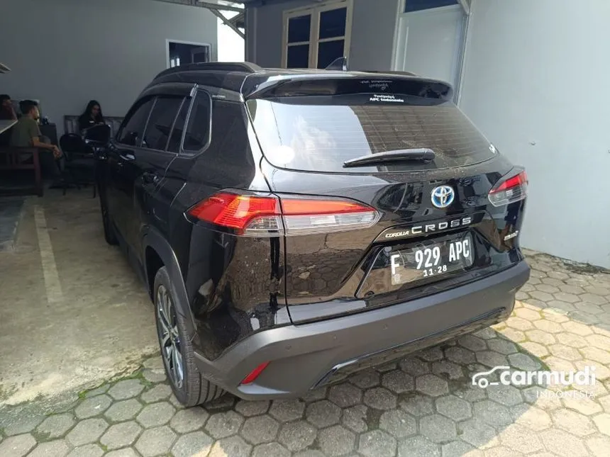 2023 Toyota Corolla Cross Hybrid SUV