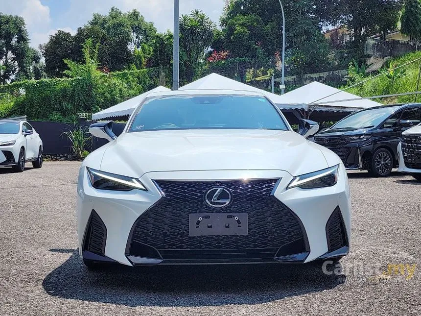 2021 Lexus IS 300 F Sport Sedan
