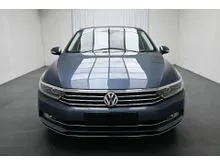2016 Volkswagen Passat 2.0 TSI Highline Sedan B8 / BIG CALIPER / MICHELIN TYRE /