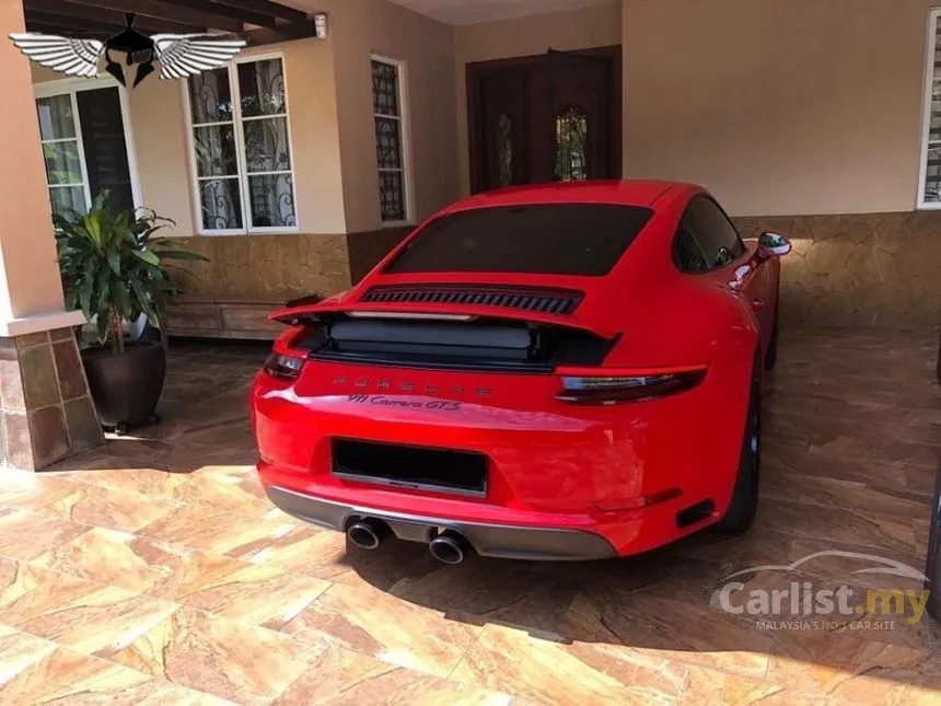 2017 Porsche 911 Carrera GTS Coupe