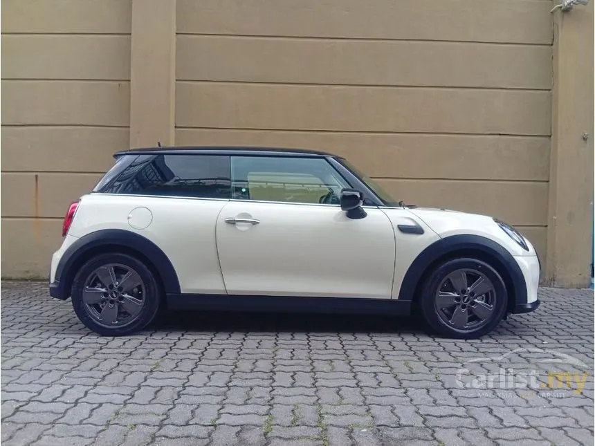 2022 MINI Cooper 3 Door Hatchback