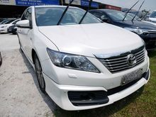 2014 Toyota Camry 2.0 G Sedan -- WELL MAINTAINED --