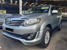 Toyota Fortuner 2.7 V SUV