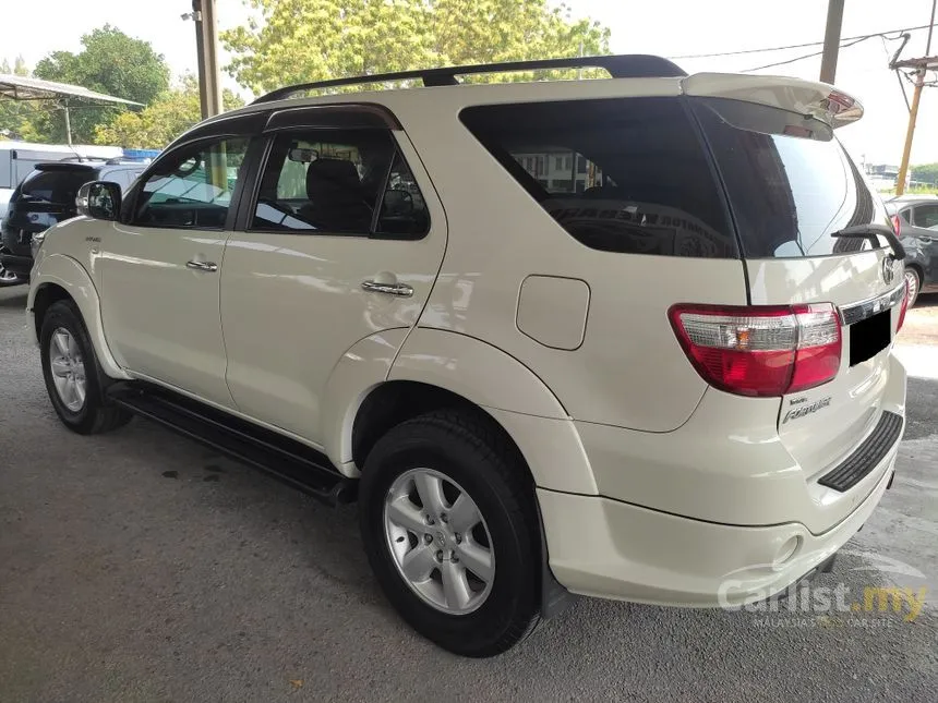 2011 Toyota Fortuner V SUV