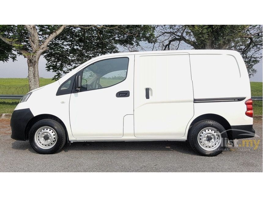 2014 nv200