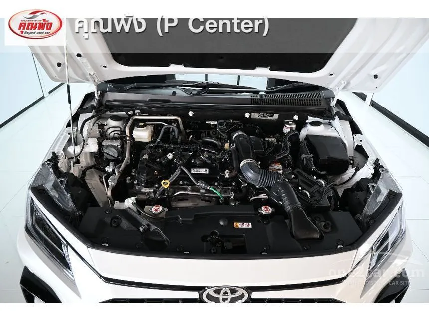 2025 Toyota Yaris Ativ HEV GR Sport Sedan