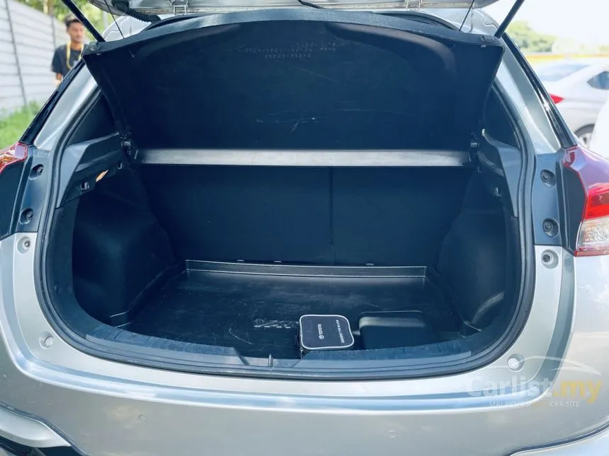 2022 Toyota Yaris E Hatchback