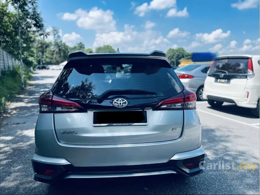 2022 Toyota Yaris E Hatchback