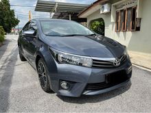 2014 Toyota Corolla Altis 2.0 V Sedan Super Low mileage