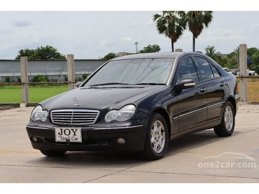 2002 Mercedes-Benz C200 Kompressor Elegance Sedan