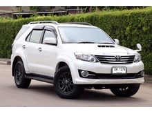 2015 Toyota Fortuner 3.0 (ปี 12-15) V SUV AT