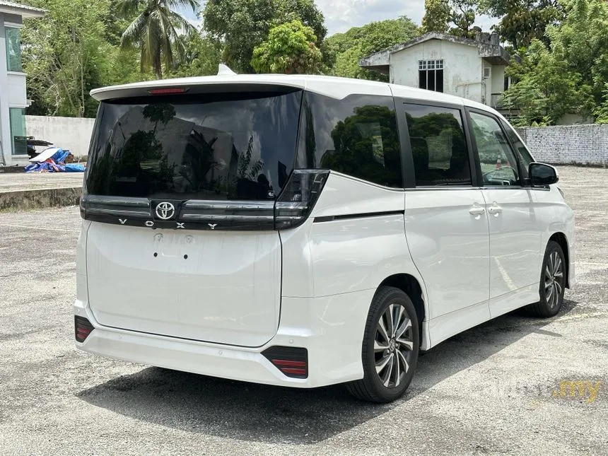 2023 Toyota Voxy S-Z MPV