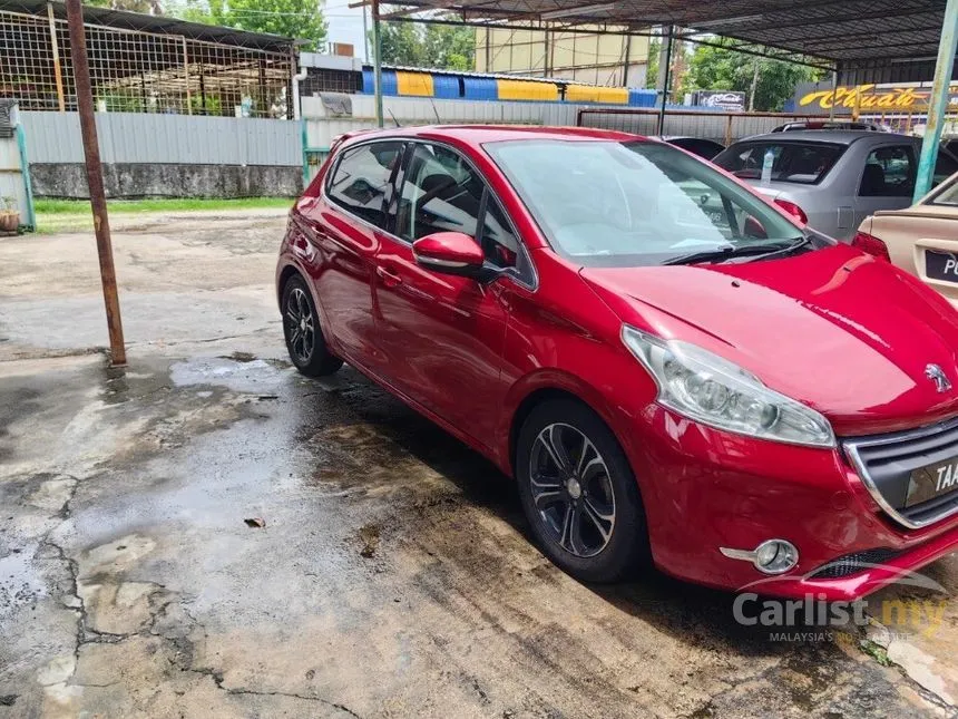 2014 Peugeot 208 Allure Hatchback