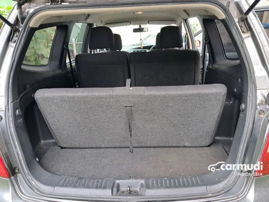 2012 Nissan Grand Livina SV MPV