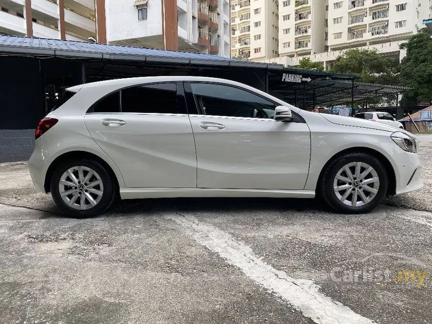 2018 Mercedes-Benz A180 Urban Line Hatchback
