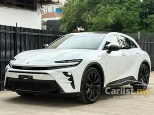 2025 Toyota Crown 2.5 Crossover Z Sedan